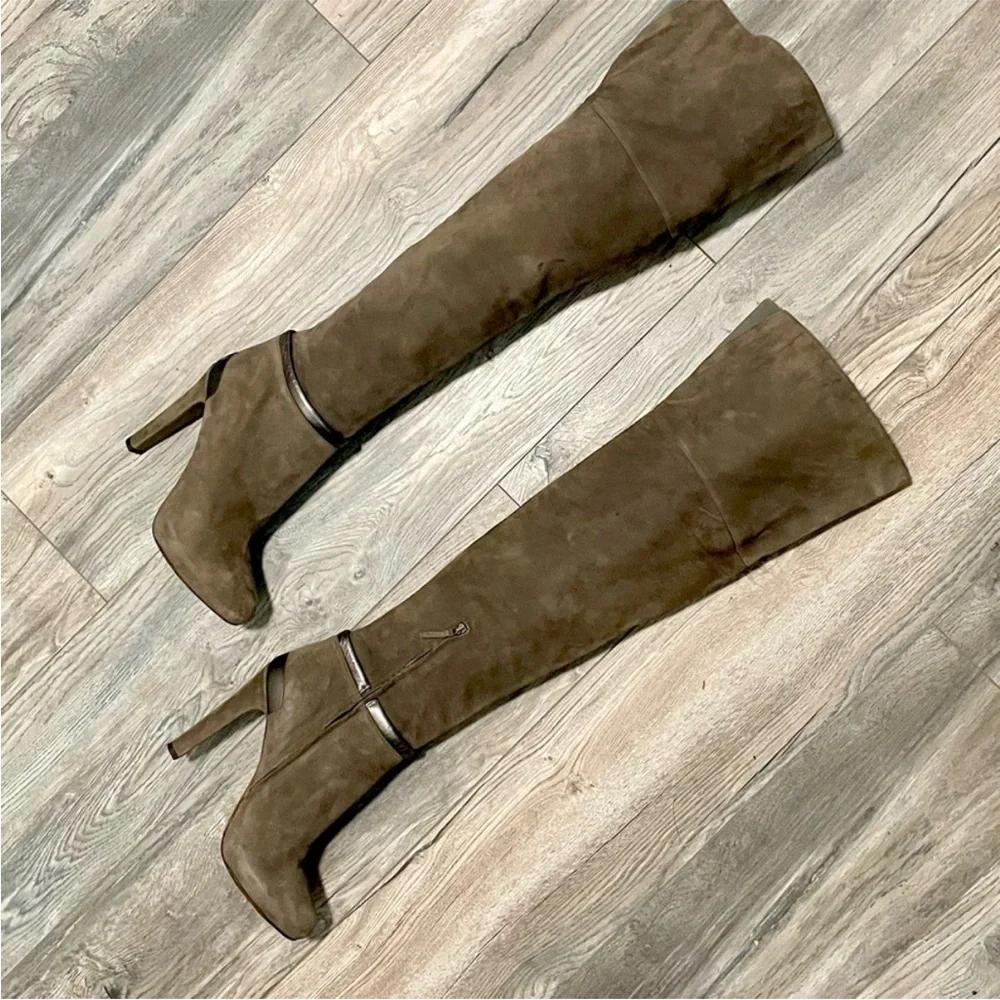 Fendi – Over-the-Knee Suede Boots – Brown – Size 40 (US 9.5)